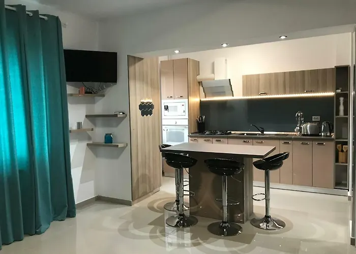 Апартаменти Luxury Flat 9 Near Metro