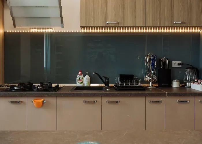 Luxury Flat 9 Near Metro *