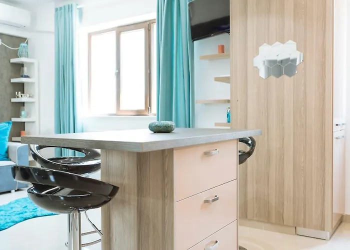 Luxury Flat 9 Near Metro Boekarest