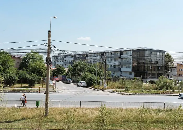 Luxury Flat 9 Near Metro *