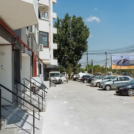 Luxury Flat 9 Near Metro Apartamento