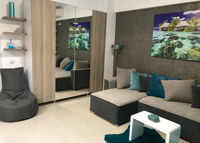 Luxury Flat 9 Near Metro Apartmán