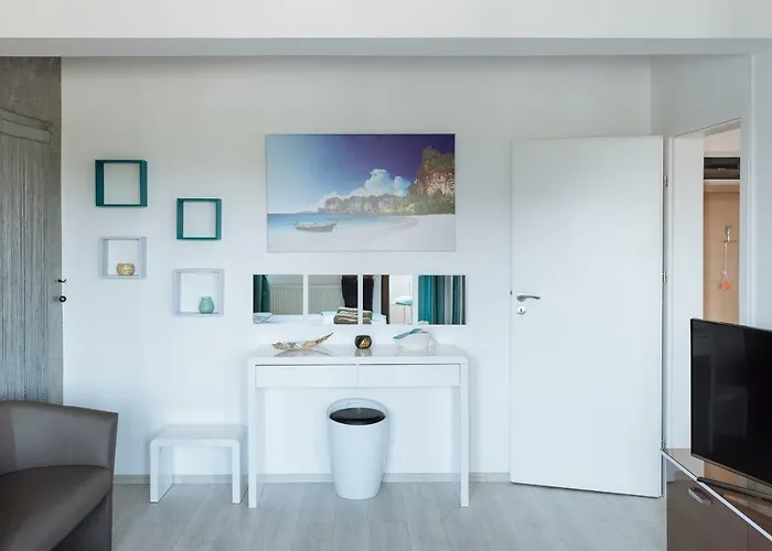 Luxury Flat 9 Near Metro